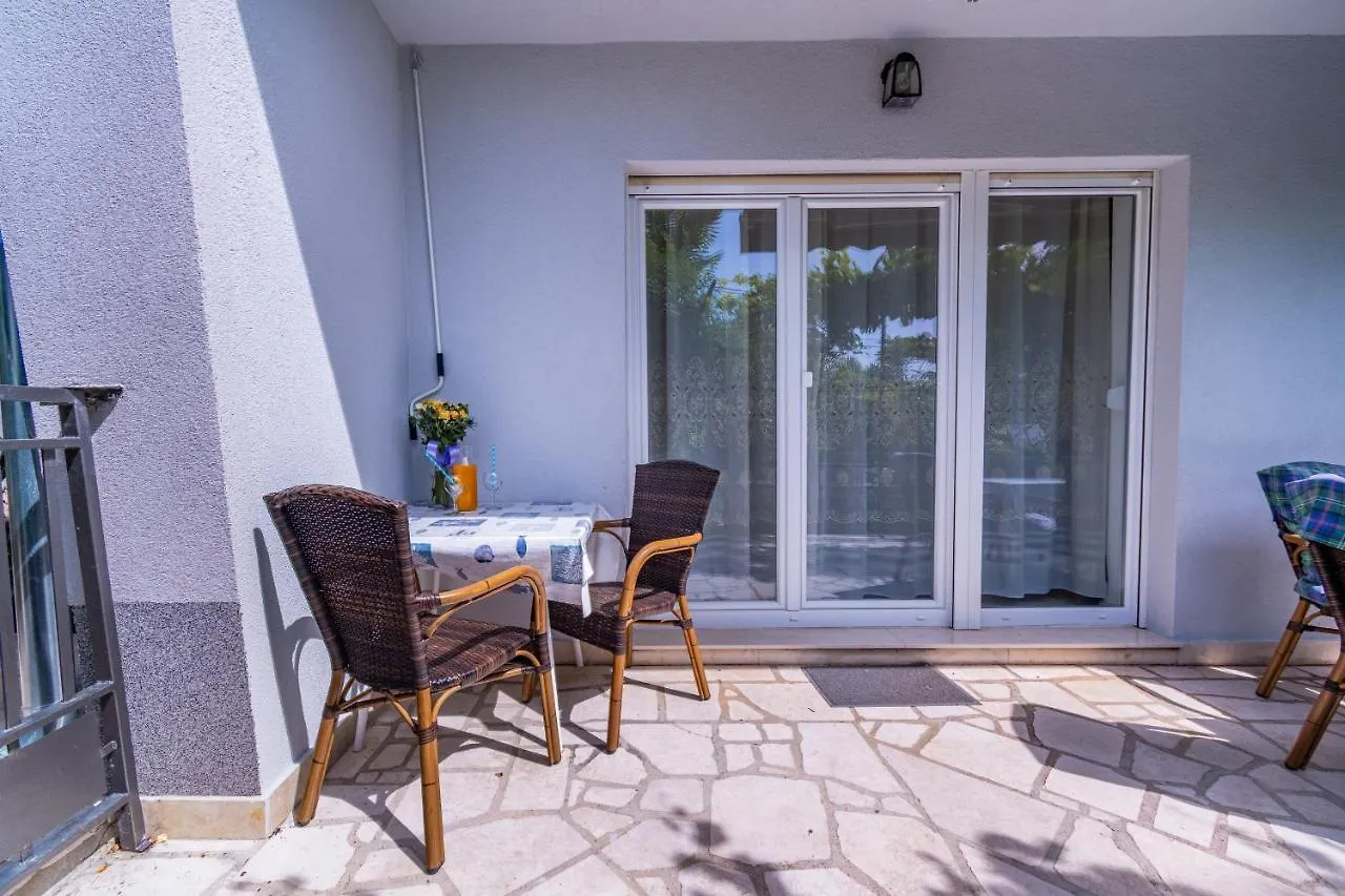 Apartments With A Parking Space Lovran, Opatija - 2342